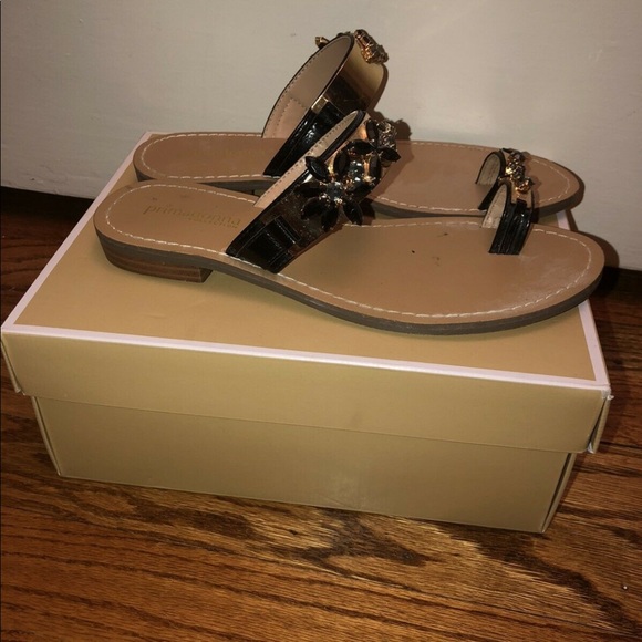 Sandals - Picture 2 of 3